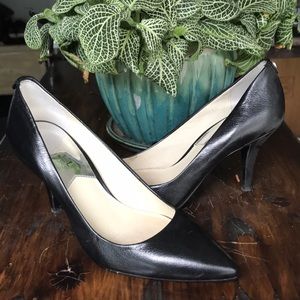 Michael Kors Flex leather pump